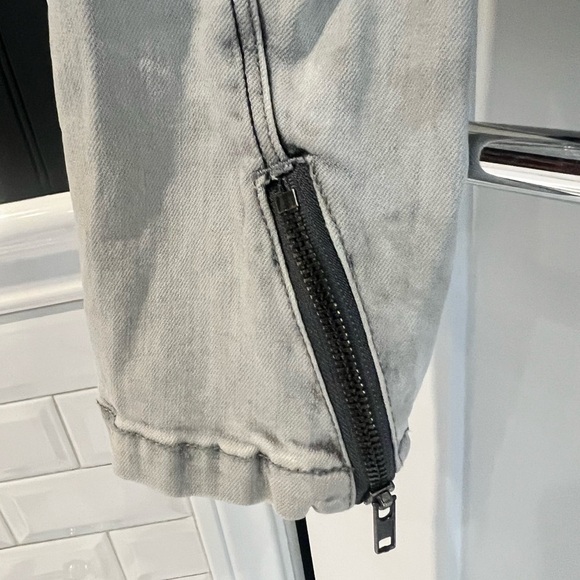 Romeo and Juliet Couture Gray Studded Jean Women's Jacket - Picture 6 of 8